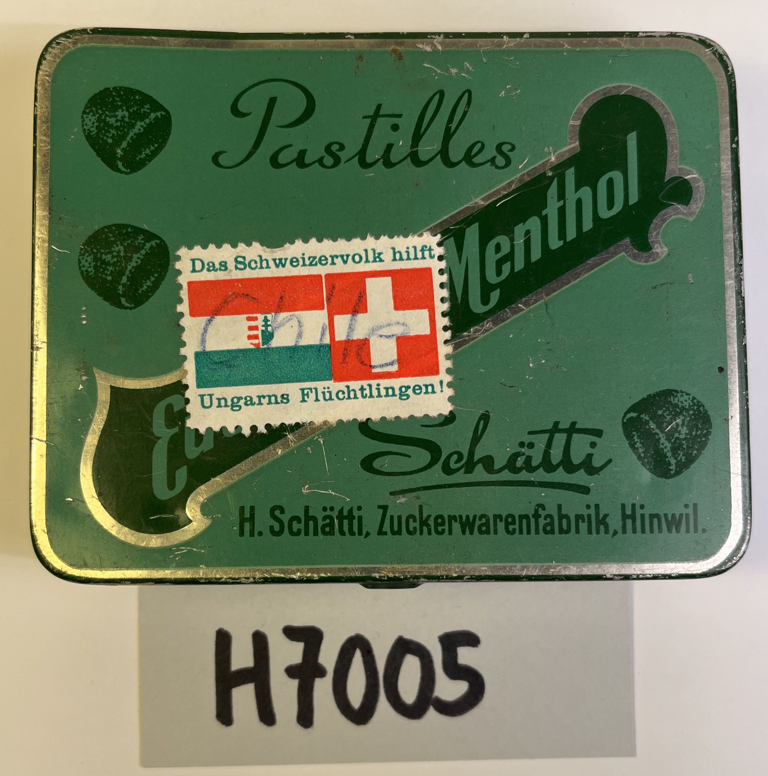 Foto oder Abbildung des Sammlungsobjekts „Dose für Pastillen «Schätti»“
