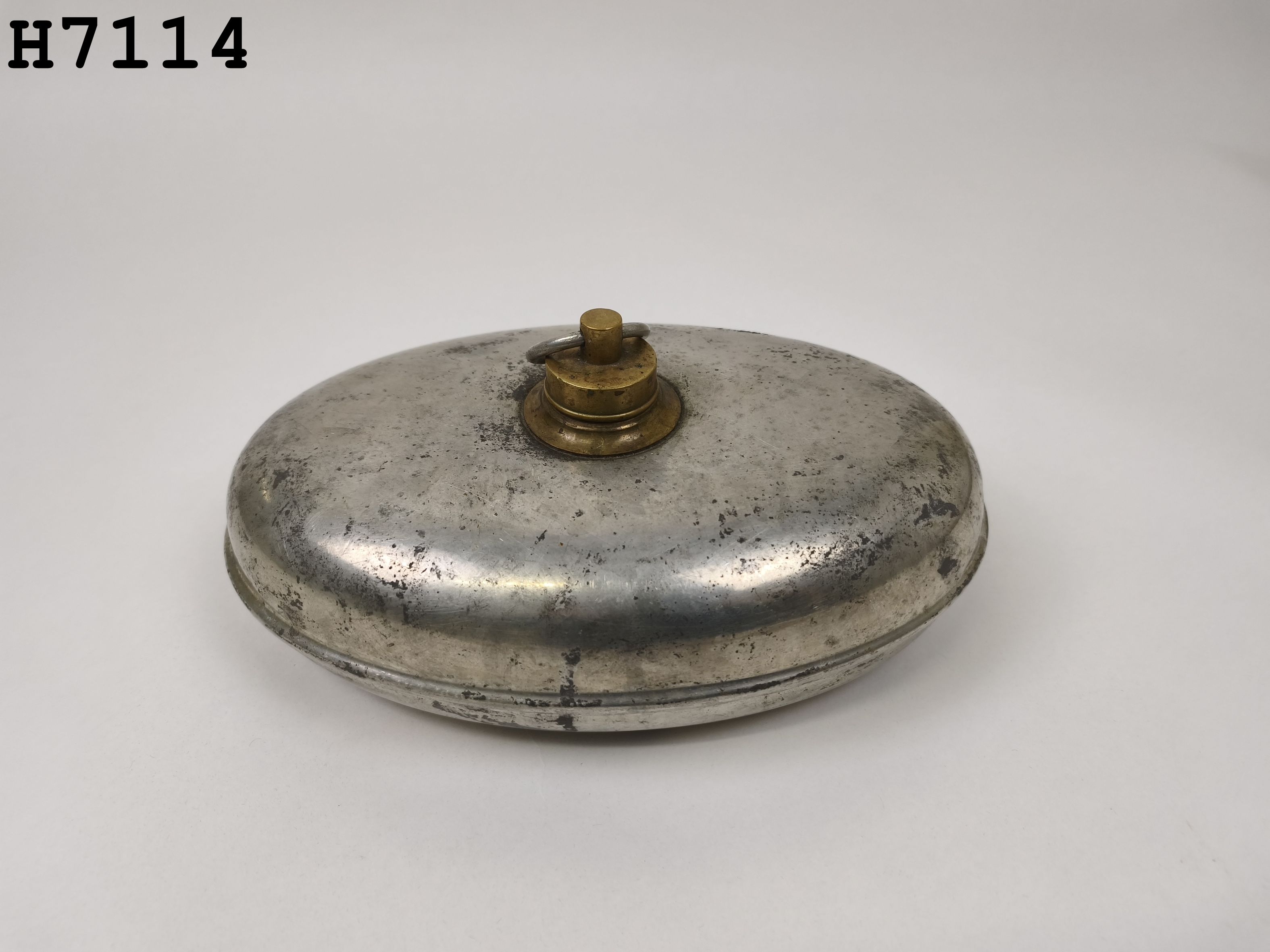 Foto oder Abbildung des Sammlungsobjekts „Bettflasche“