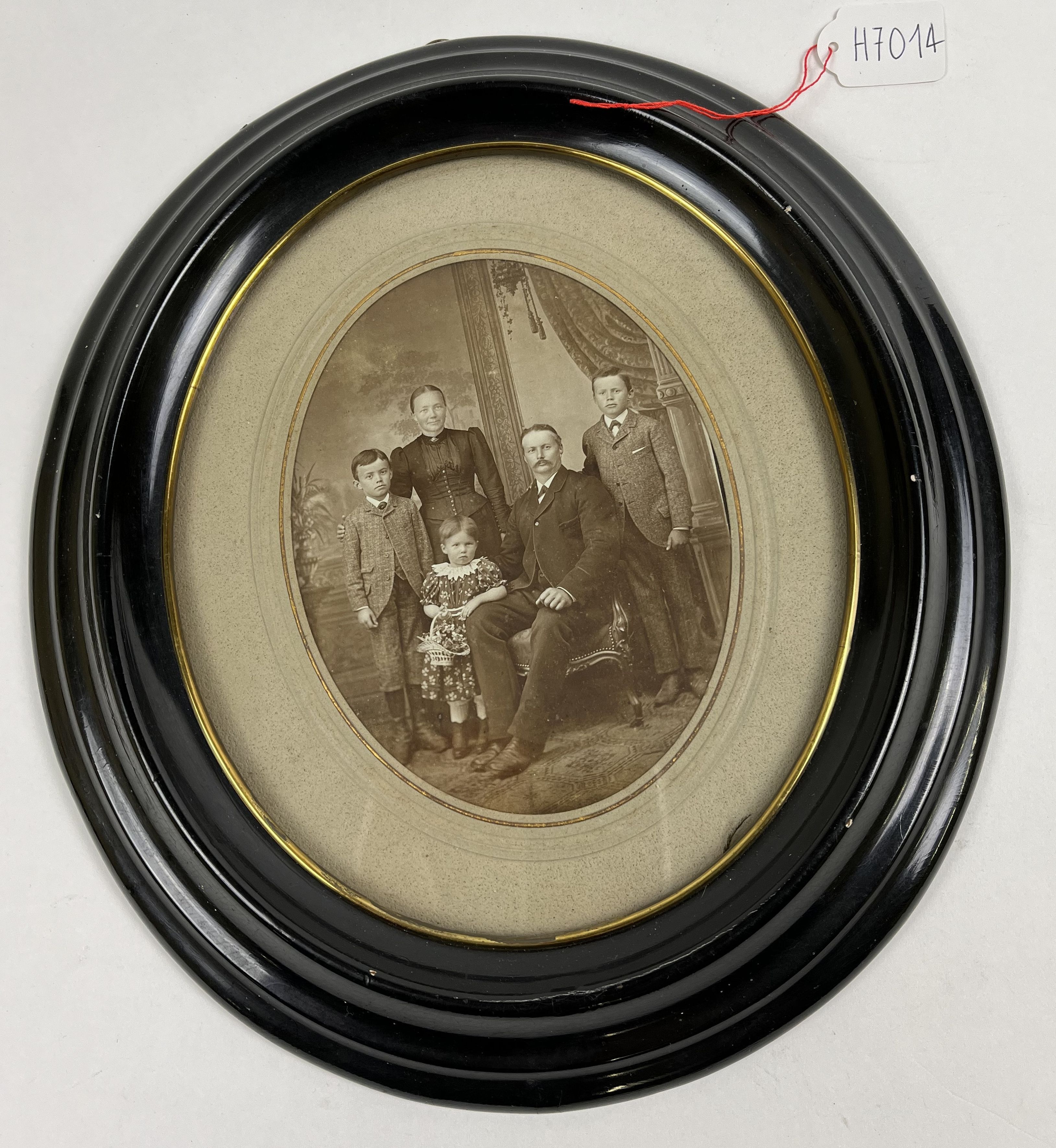 Foto oder Abbildung des Sammlungsobjekts „Foto Familie Feurer-Baumgartner“