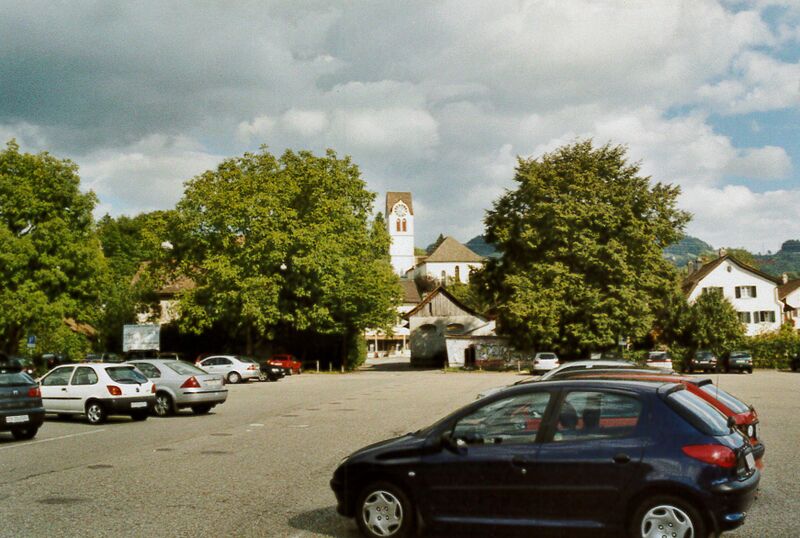Datei:20030911 Gemeindeplatz Hinwil.jpg
