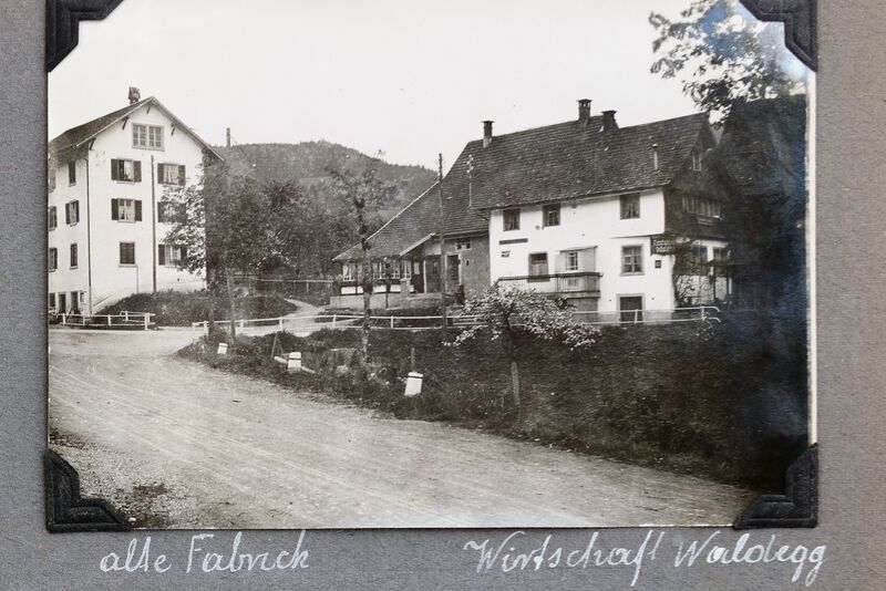 Datei:Höhenstrasse 102–108 Hinwi.jpg