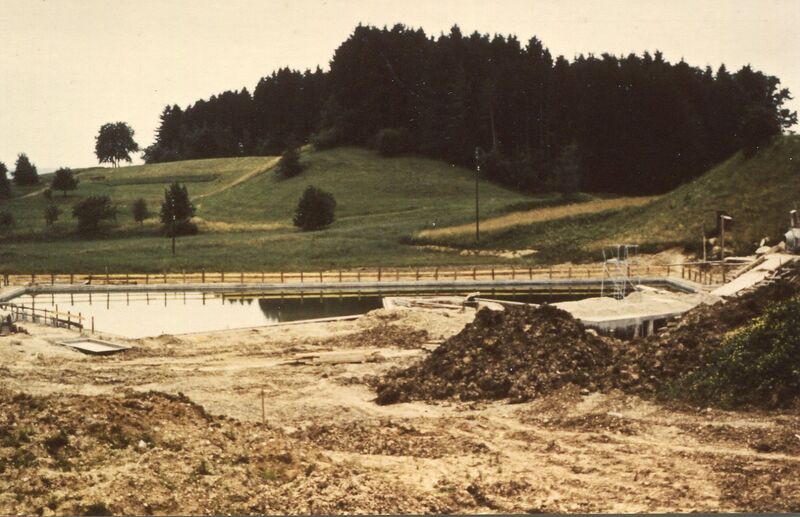 Datei:19610000 Bau Badi Hinwil.jpg