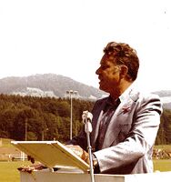 Max Pfenninger, Einweihung Sportanlage Hüssenbüel, 1978