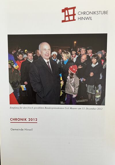 Foto des Mediums (Einband) von „2012 Jahreschronik Hinwil Kurzfassung“