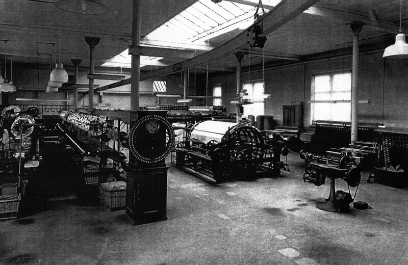 Datei:19600000 Tesseta AG Fabriksaal.jpg