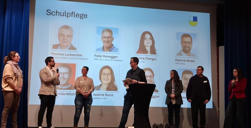 Datei:20263317 Wahlpodium 05 SPfl-alle.jpg