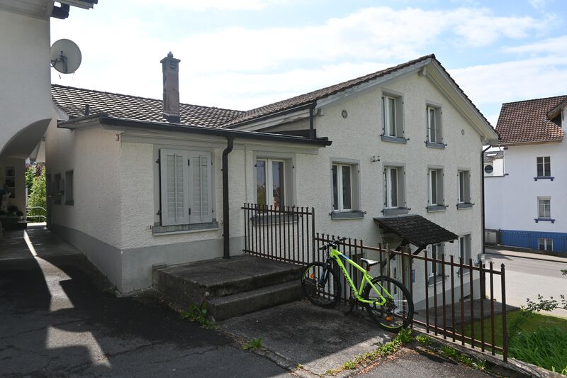 Datei:20250518 Hinwil (18).JPG