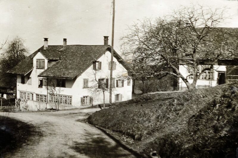 Datei:Eggstrasse 9 11 13 Hinwil.jpg