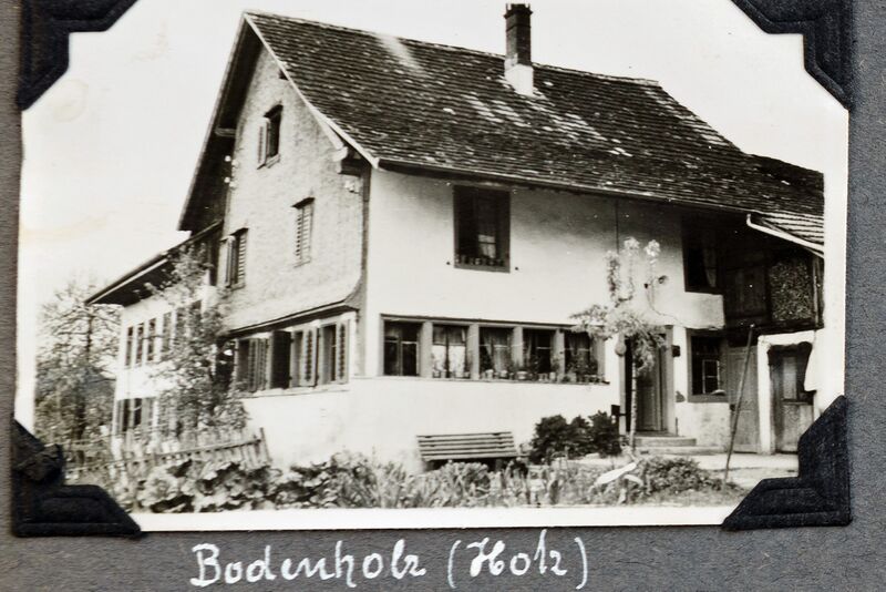 Datei:129 Bodenholz Hotz.jpg