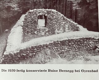 Die Ruine Bernegg 1939 nach Abschluss der Restaurierung