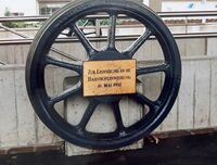 Gedenkrad zur Bahnhofeinweihung 1992