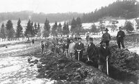 Zivilpioniere im Boden, Girenbad, 1918