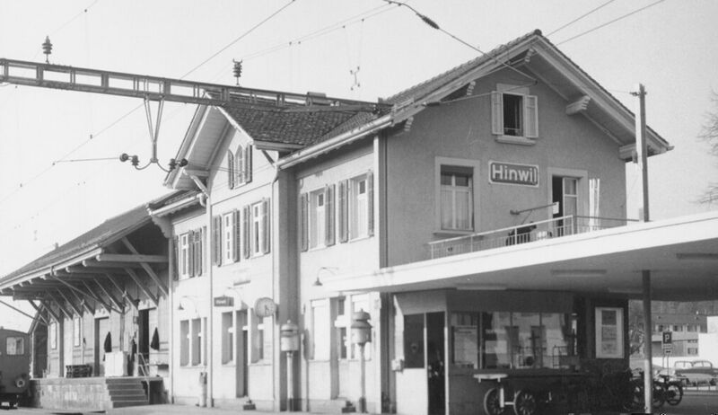Datei:19840000 Bahnhof Hinwil.jpg