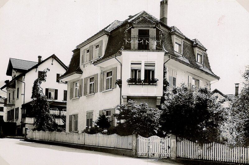 Datei:Bachstelstrasse 22 Reseda Hinwil.jpg