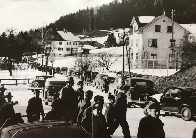 Datei:19520113 Bobrennen Girenbad Publikum.jpg