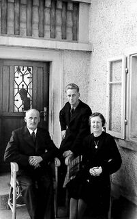 Posthalter Grimm mit Familie, 1959