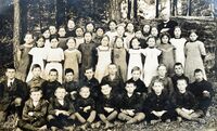 Pimarschule Hinwil, 1918 Lehrer Rudolf Schneider