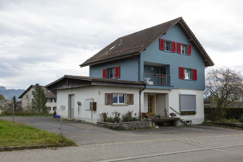 Datei:Bild-Hinwil-Haldenstrasse-5-Serie-375.jpg
