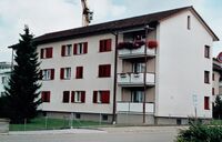 Untere Bahnhofstrasse 12, 2004
