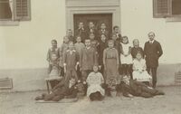 Schule Ringwil mit Lehrer Robert Rüegg, 1917