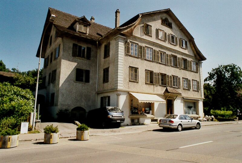 Datei:20040812 Zürichstrasse 16 Hinwil.jpg