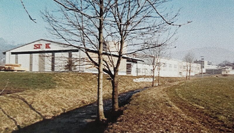 Datei:Profilleistenfabrik 1987.jpg