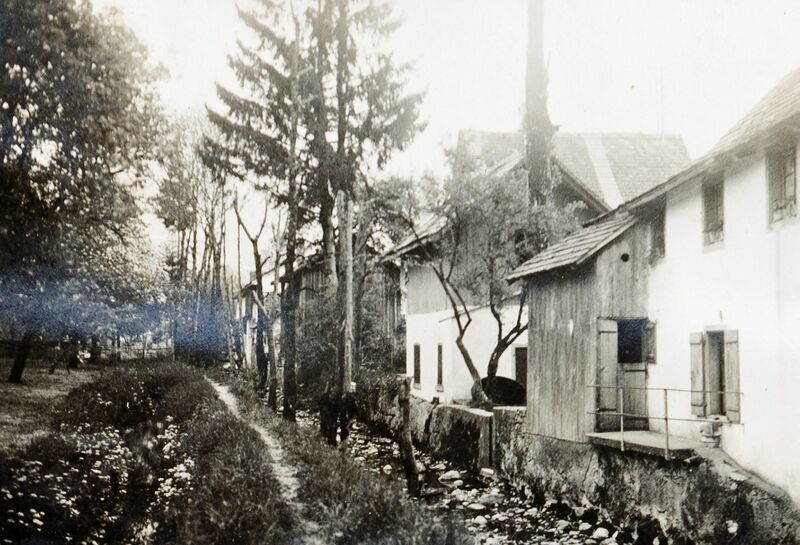 Datei:Zürichstrasse 38 und 36.1 Hinwil.jpg