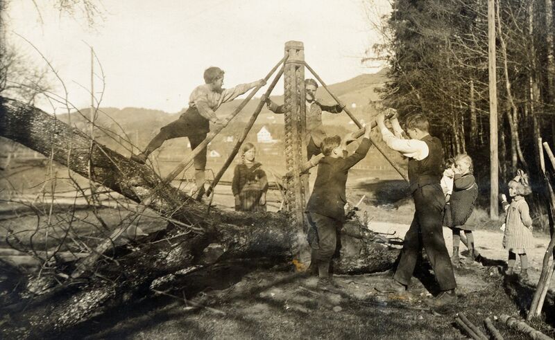 Datei:016 OM Lupfstud.jpg