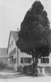 In der Gass 2, Handlung Nauer, 1940 (heute: Chrischona)