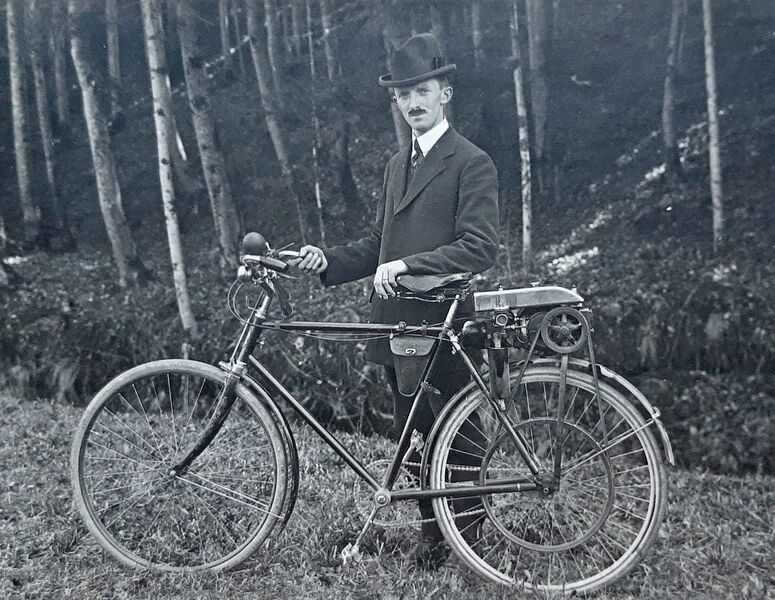 Datei:19350000 Hans Suter-Gilg.jpg