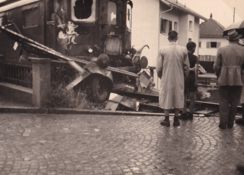 Datei:19510000 Unfall Bahnübergang 02.png