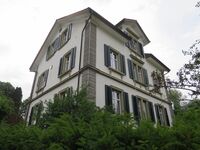 Haus Frohburg in Hinwil, erbaut 1998
