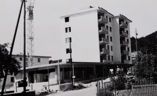 Untere Bahnhofstrasse 2, 4 Hinwil, 1963