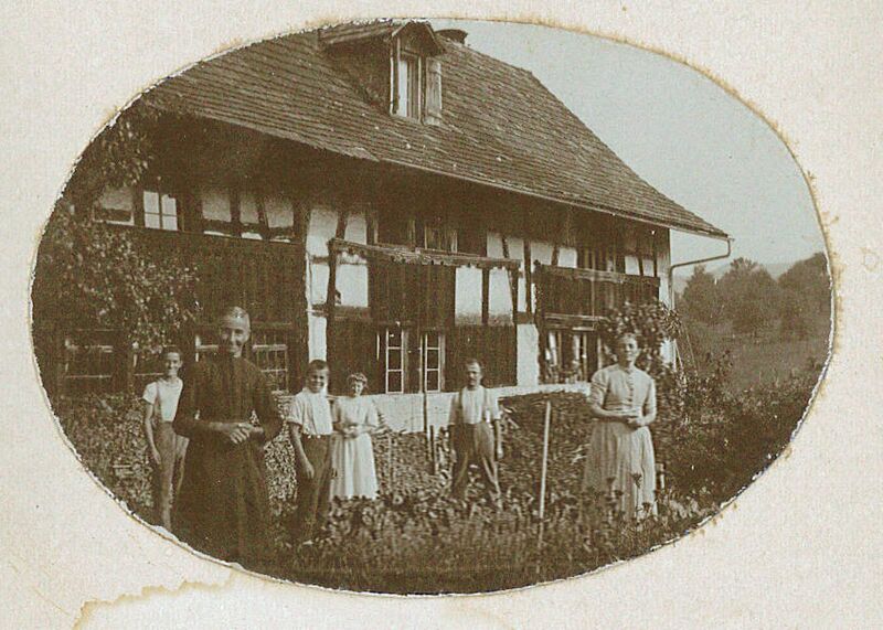 Datei:Tarn Wernetshausen Personengruppe, oval, undatiert.jpg