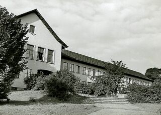 Bezirksgebäude, 1970