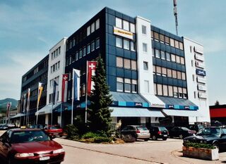 Untere Bahnhofstrasse 25, Bachtelhaus, 2004