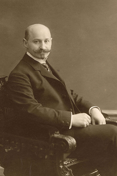 Datei:1908 Max Negwer 36 Jahre-web.jpg