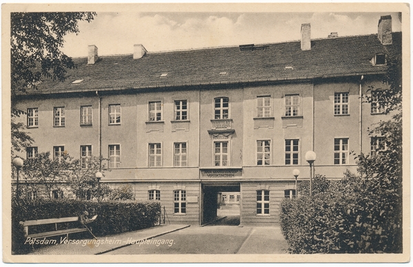 Datei:Versorgungsheim Eingang 00004760.jpg