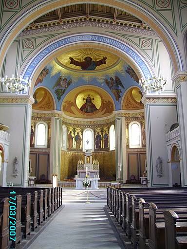 Datei:Sankt-Peter-und-Paul-Kirche, Innenraum; von Dario in picasa.jpg