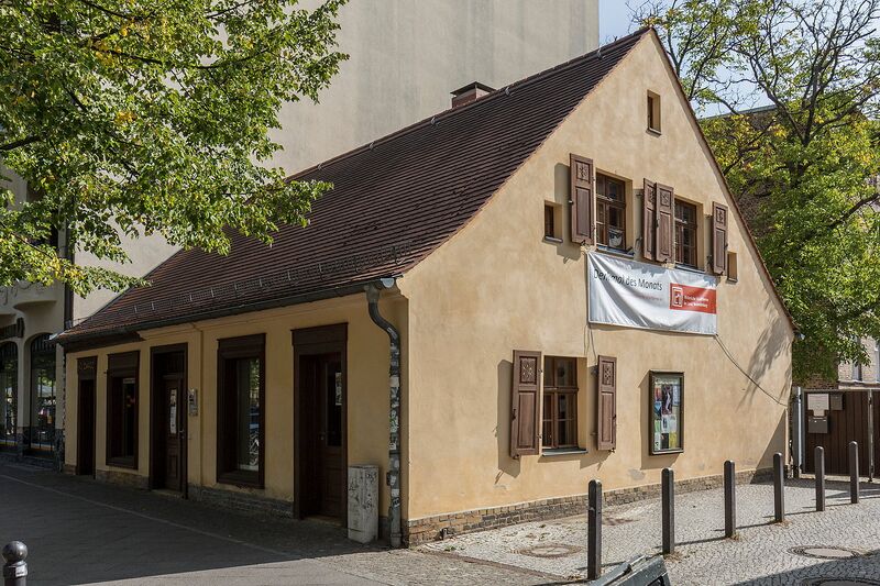Datei:001 Nowaweser Weberstube .jpg