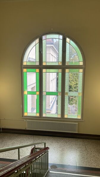 Datei:Einstein Gymnasium (7).jpeg