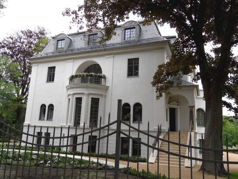 Datei:Villa Gugenheim, Karl-Marx-Str. 22; 06.2012.jpg