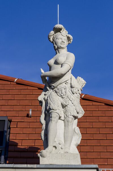 Datei:011 Federschmuck der Amerika .jpg