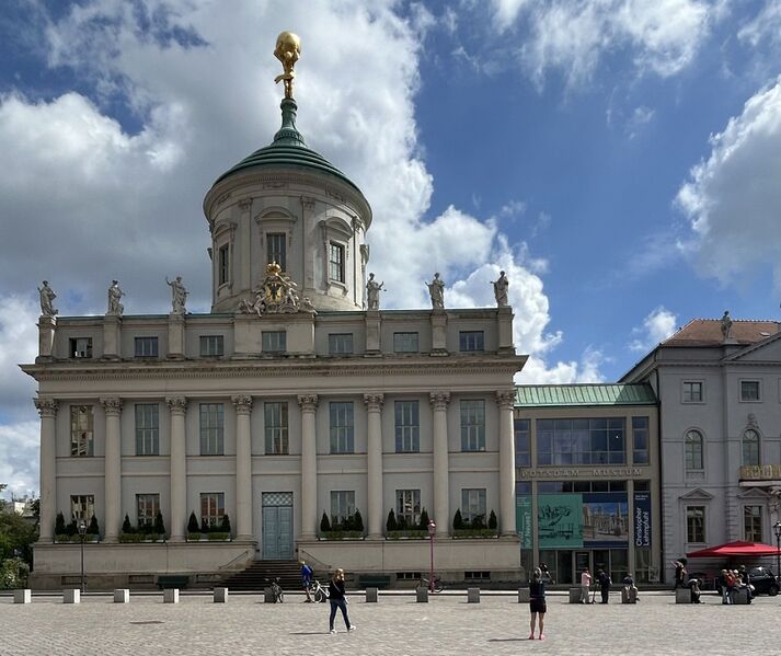 Datei:PotsdamMuseumAltes Rathaus.jpg