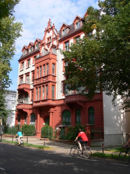 Datei:Straßenfront Jägerallee 15.JPG