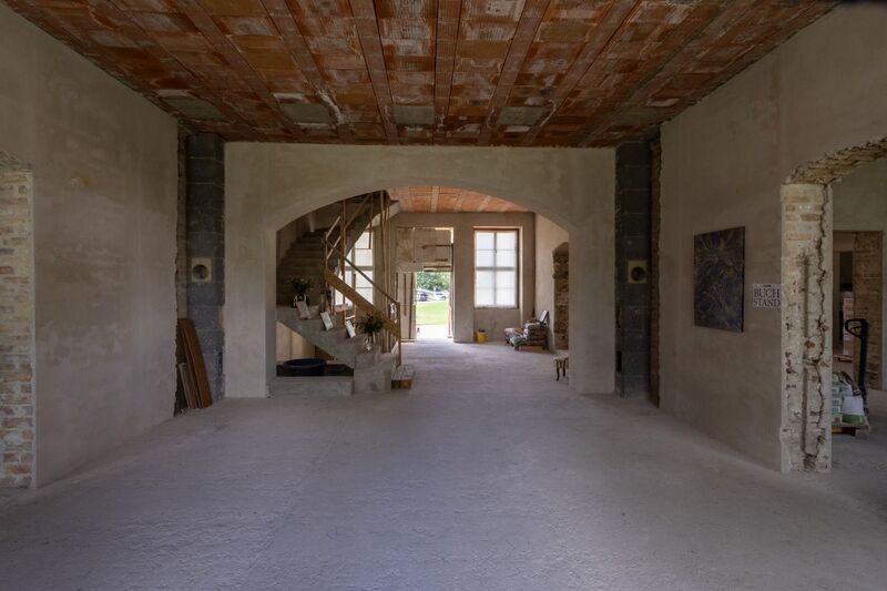 Datei:010 Gutshaus Satzkorn .jpg