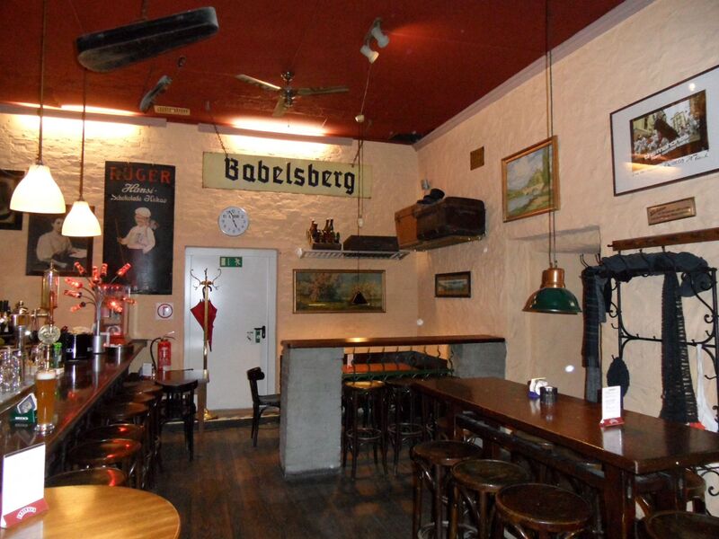 Datei:Gastraum 3.jpg