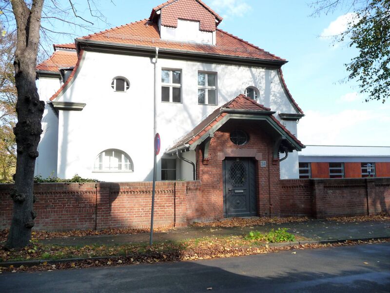 Datei:Karl-Marx-Str. 34; 2008.jpg