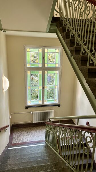Datei:Einstein Gymnasium (3).jpeg
