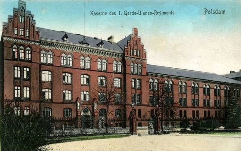 Datei:Hauptgebäude, 1915.jpg